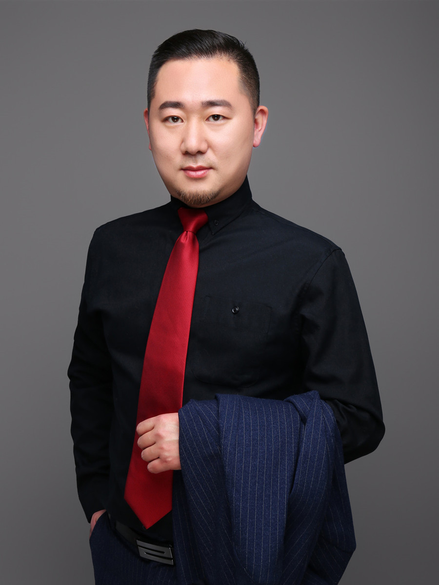 總監設計師:段剛